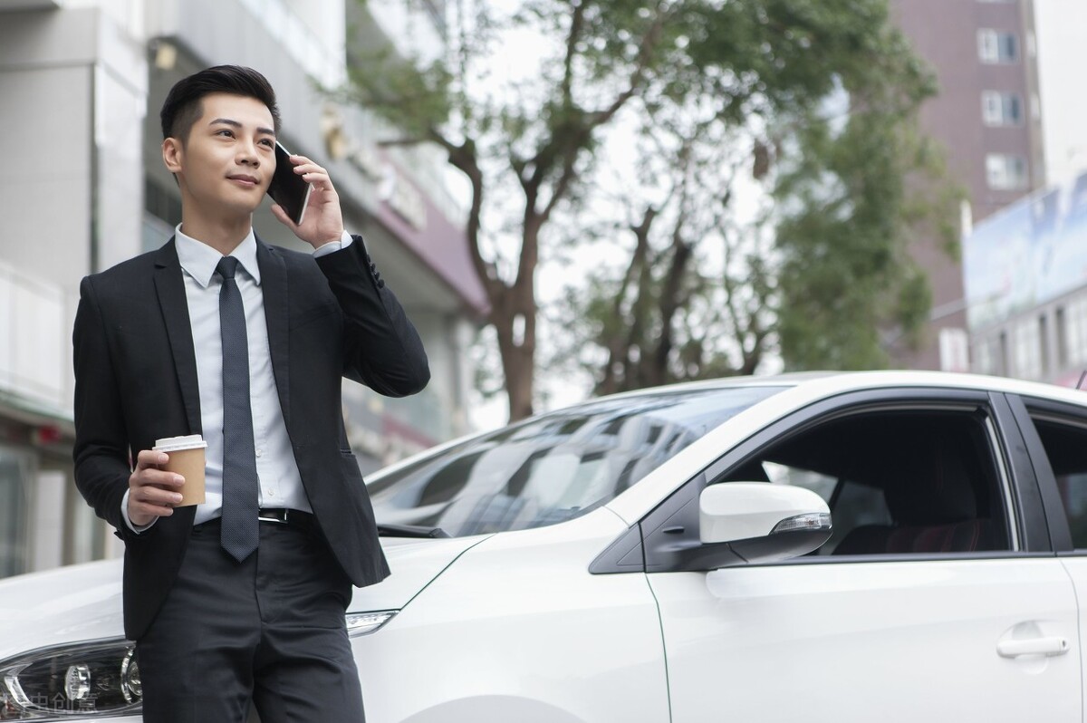 富人更富穷人如何逆袭,穷人如何翻身掌握富人的思维方式