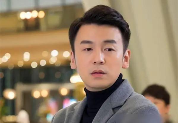 雷佳音获影帝,雷佳音百亿影帝