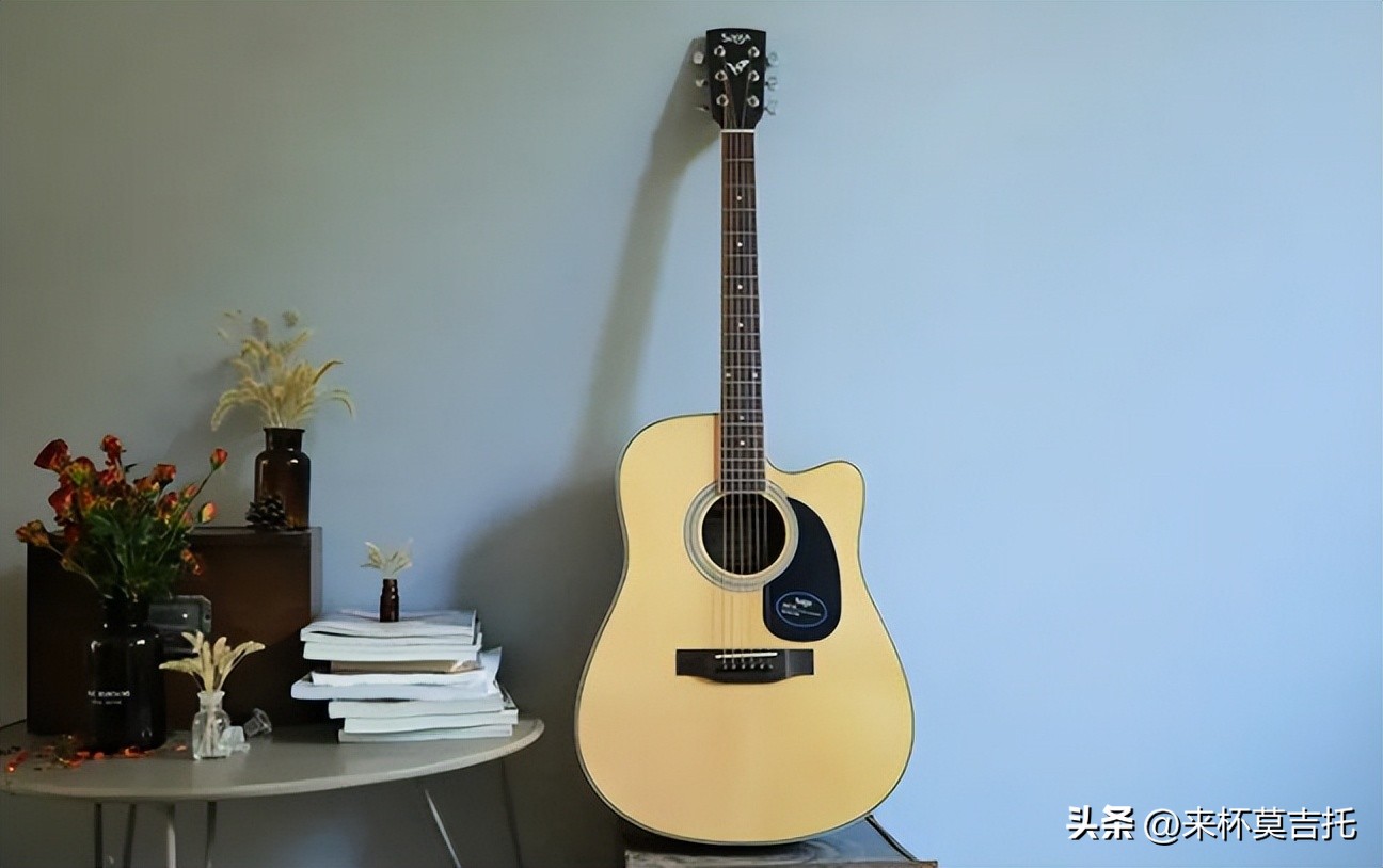 吉他怎么选新手入门200元,新手入门吉他怎么选择