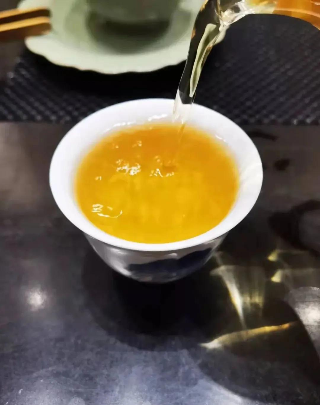 八角亭05年班章古茶,品评老班章茶