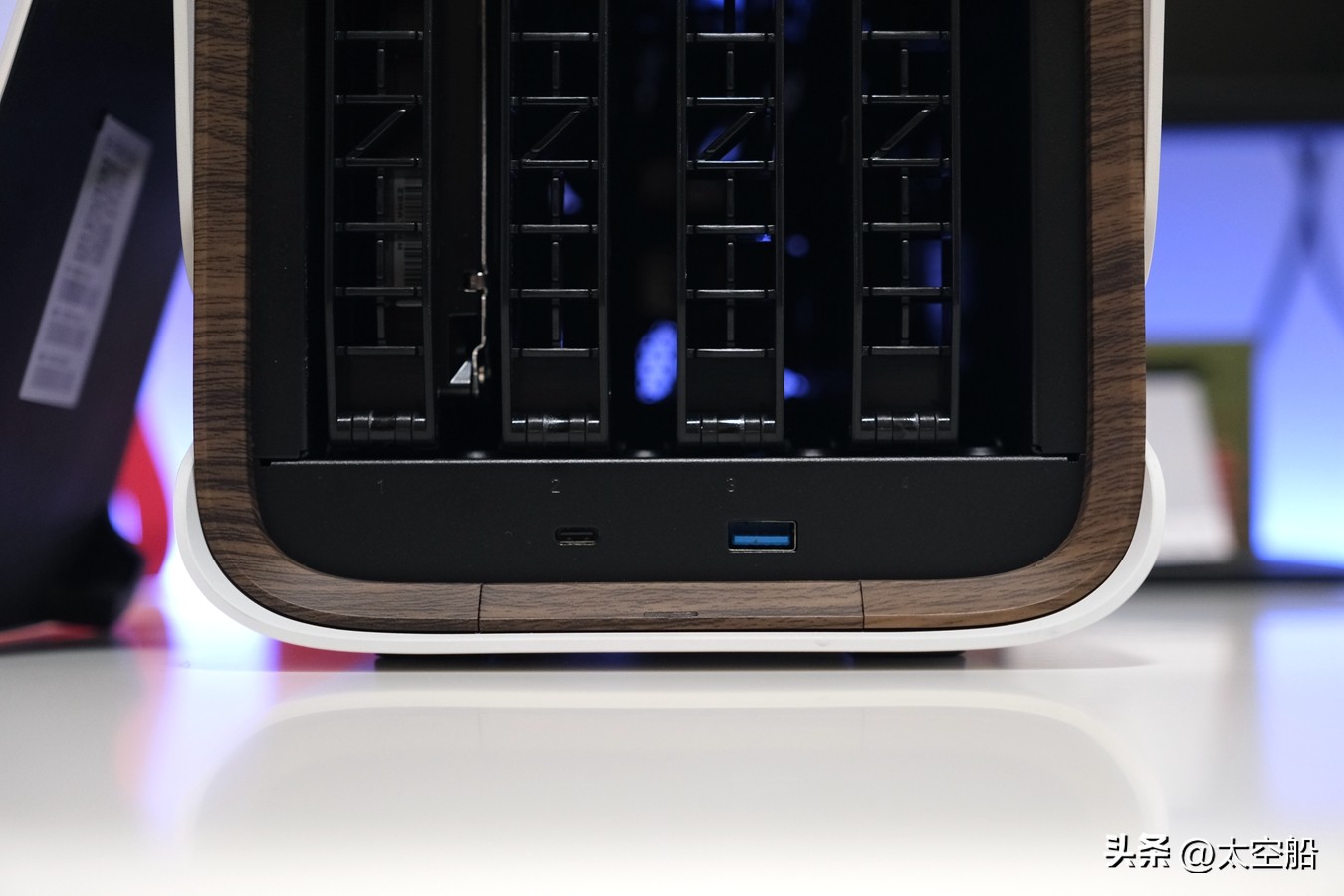 简单易用nas新兵极空间z4上手体验,极空间z4s上手