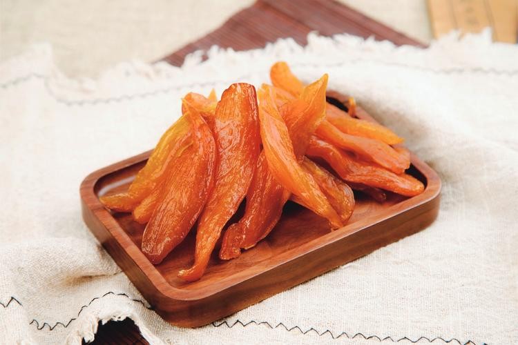 自晒红薯干怎样不容易坏,晒红薯干要不要用盐水泡