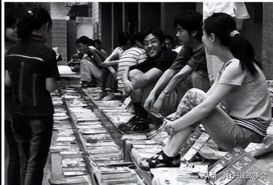 地摊上淘古董被骗,地摊古玩捡漏