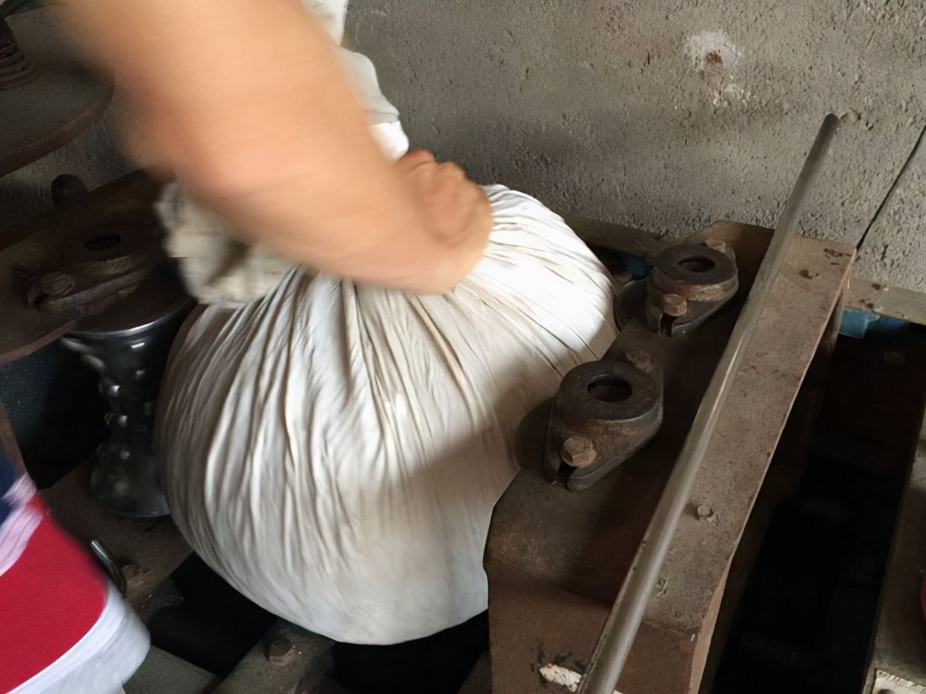 铁观音黄金桂真假区分,铁观音茶真假辨别方法