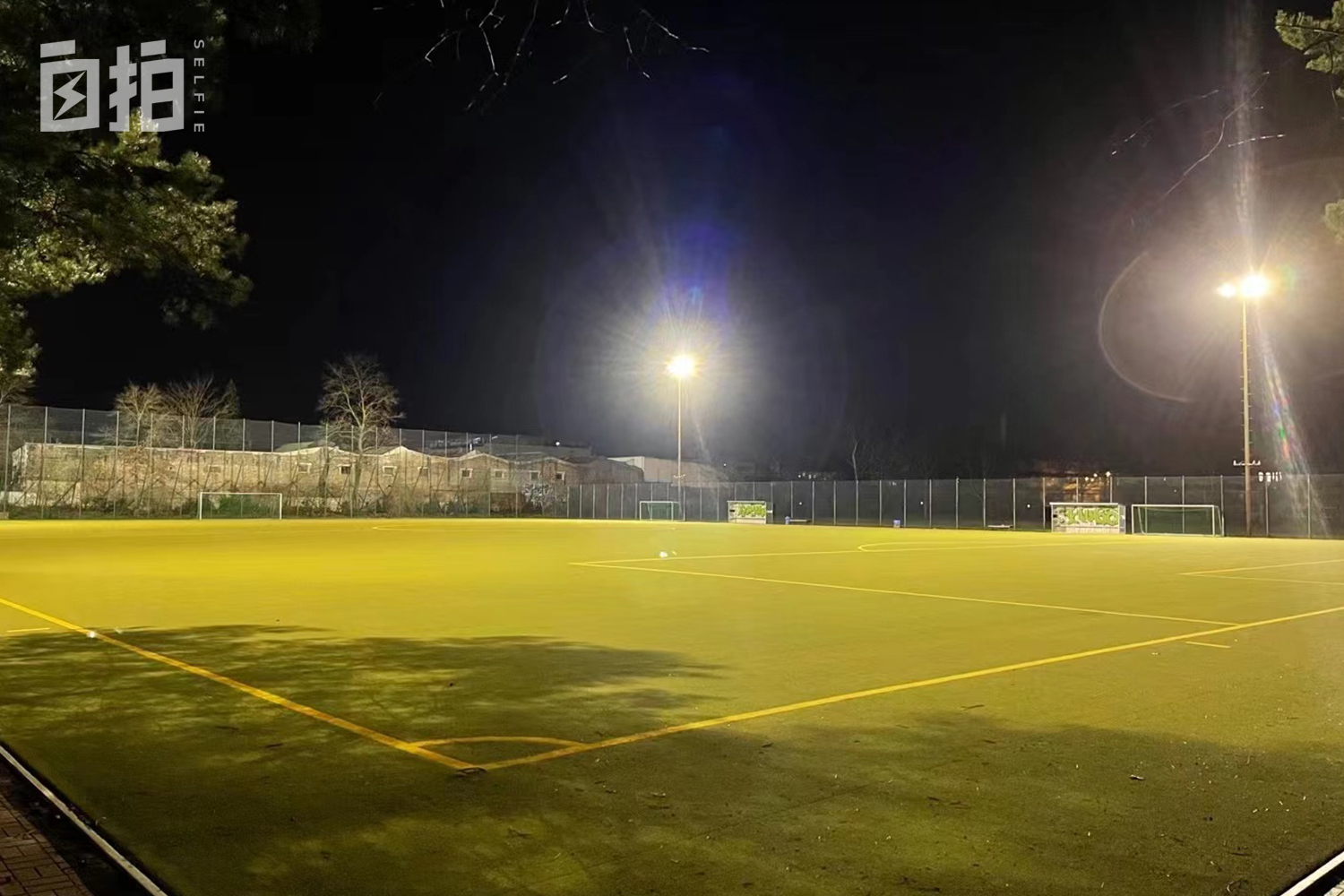 17岁开始踢职业足球还晚吗,我从几岁开始踢足球