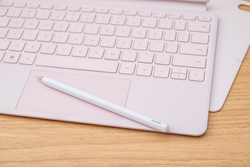 轻办公选华为matebooke还是ego,华为matebookego使用评测