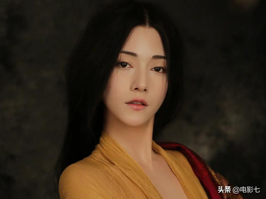 八角笼中一部值得看的电影,电影八角笼跟封神哪个好看