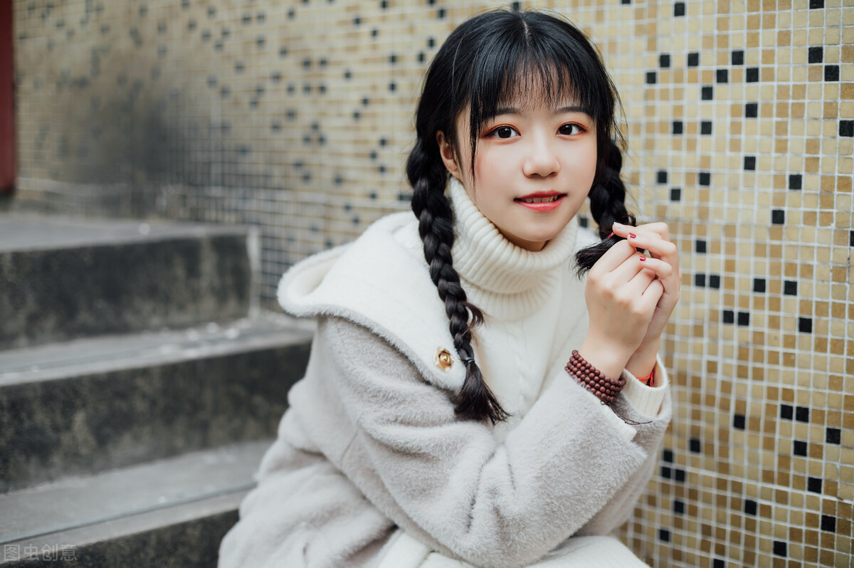 双鱼座女性格和哪个星座男最配,双鱼女最适合结婚的星座