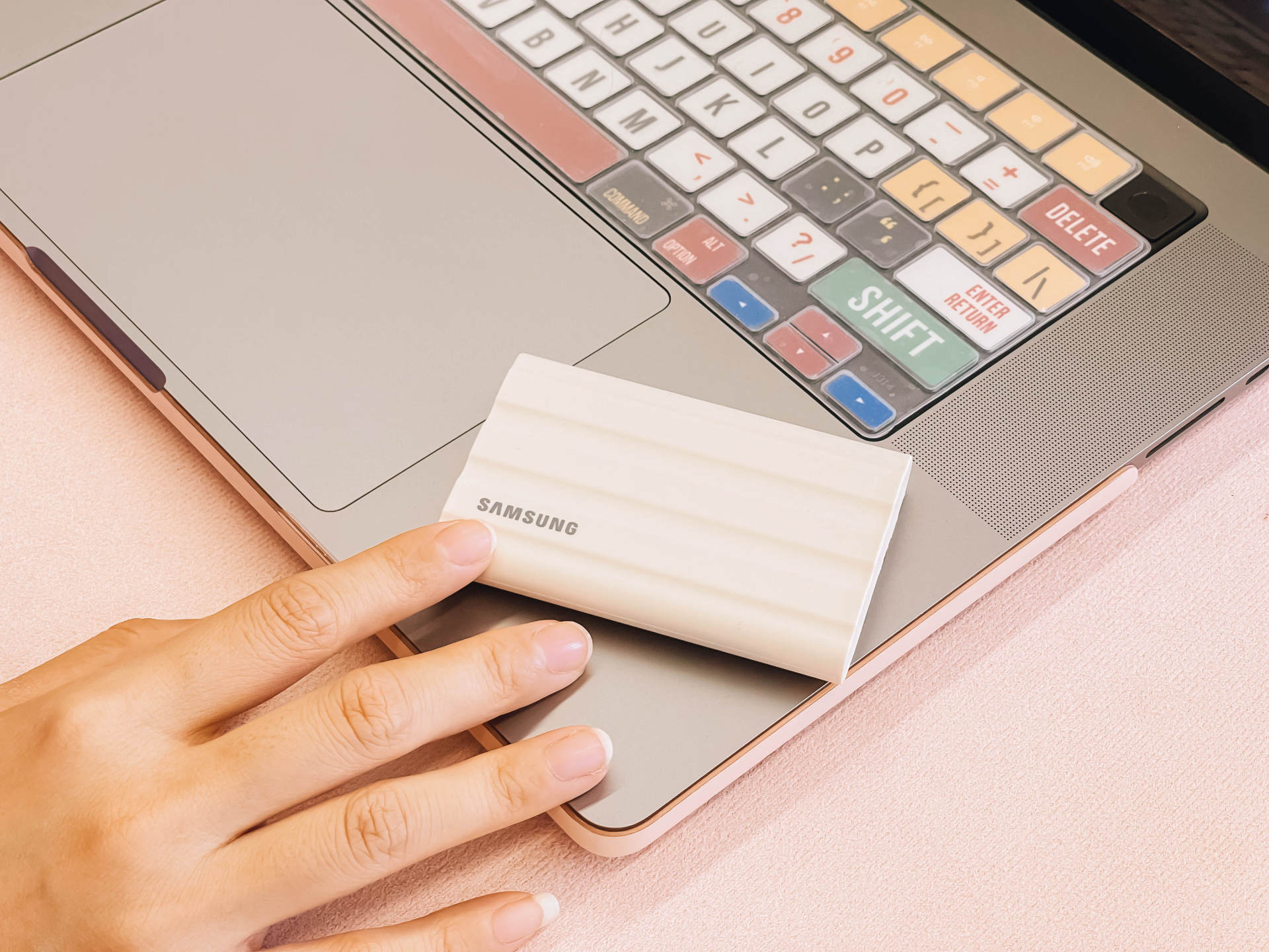 macbook必买配件,macbookpro2021必备配件