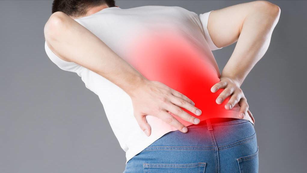 腰椎做了手术还能弯腰吗,腰椎手术能坐轮椅吗