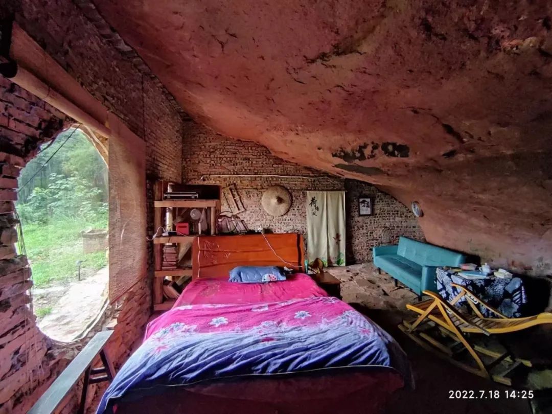 网约车司机曾创业10次欠债几十万,网约车司机负债10万