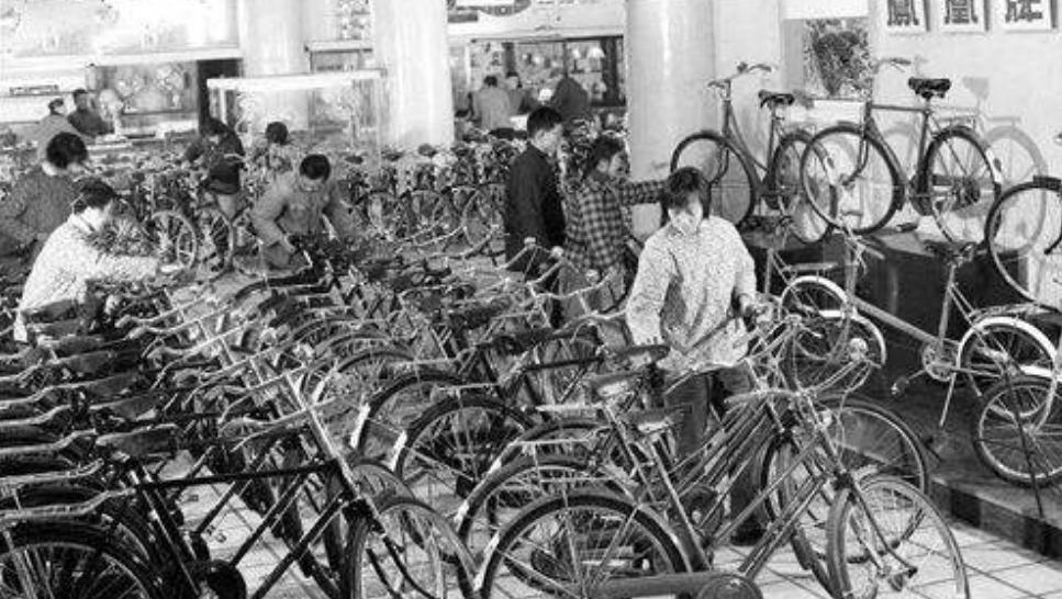 86年的凤凰牌自行车现在值多少钱,20年以前凤凰自行车现在值多少钱