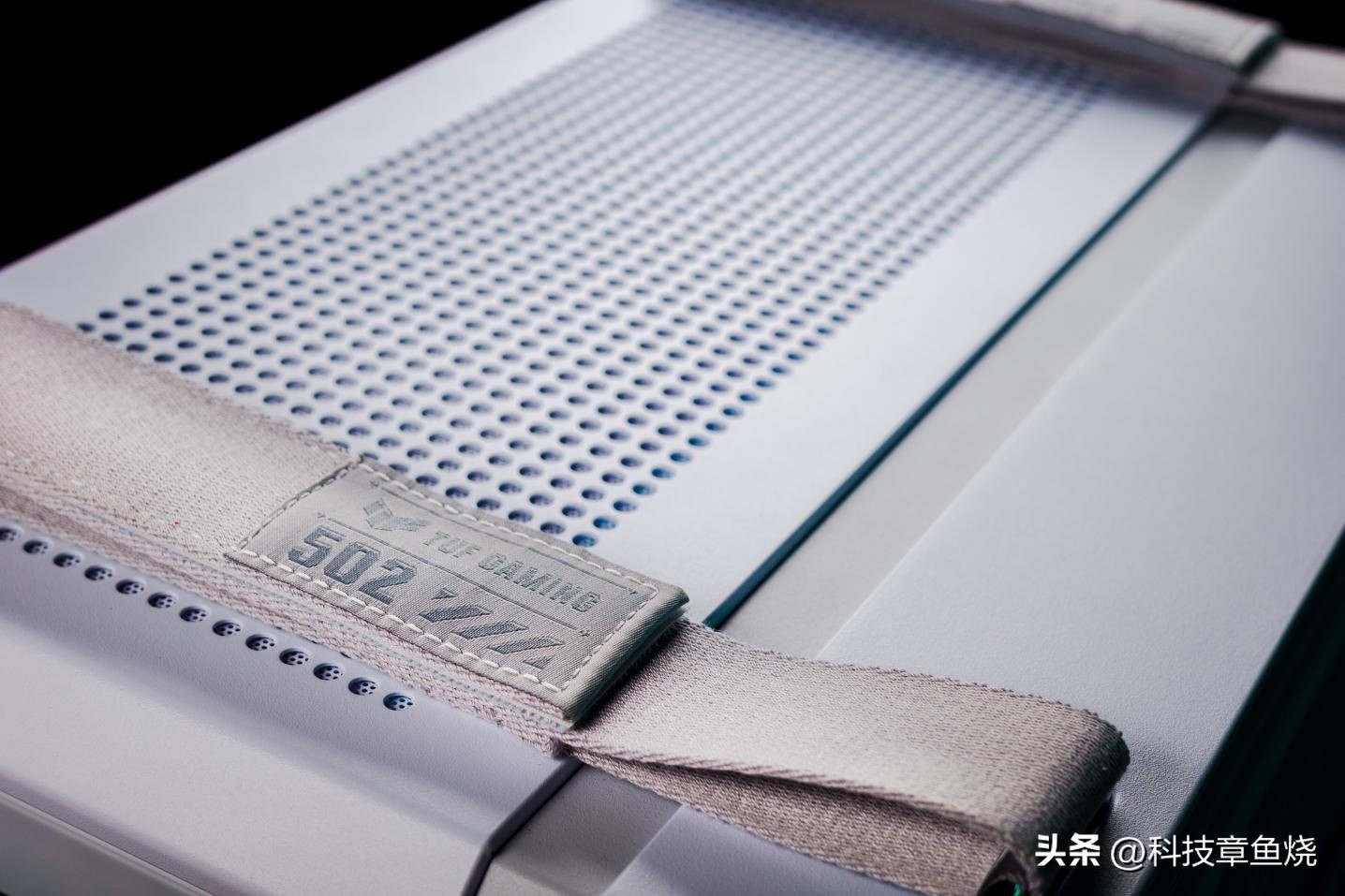 华硕tuf502无界版一样的机箱,华硕tuf502机箱值得买吗