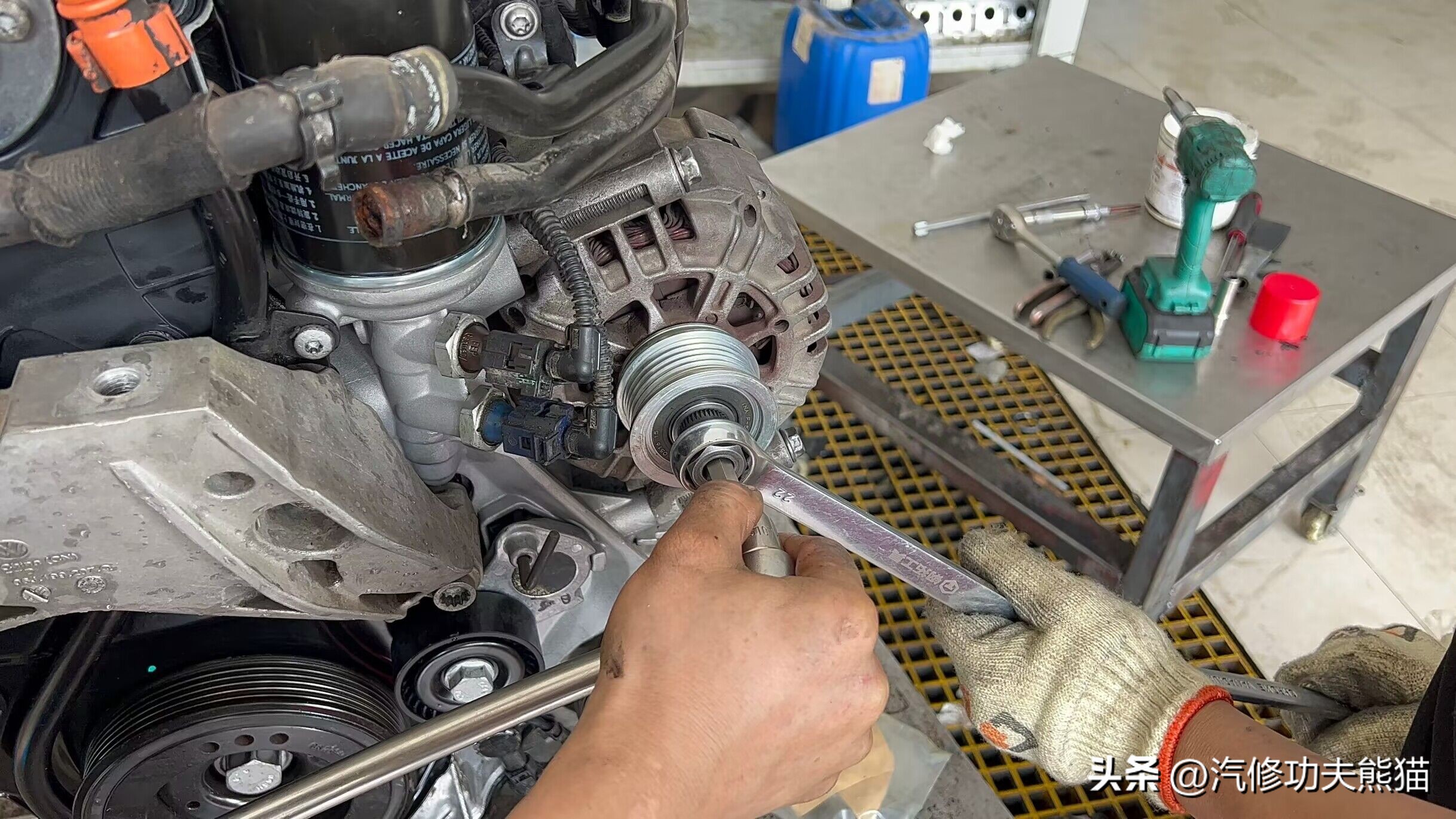 武汉小轿车烧机油处理办法,老款斯柯达烧机油解决方案