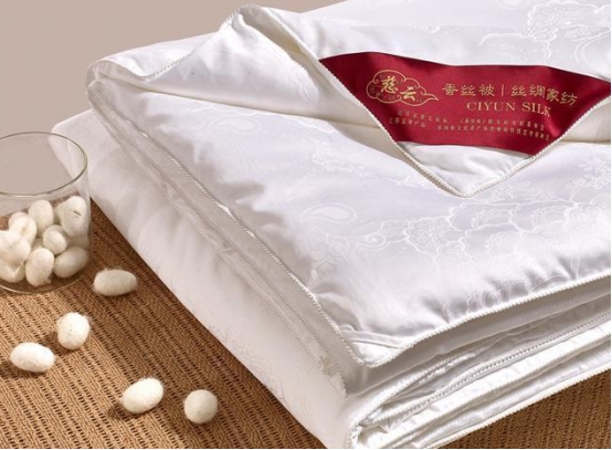 可水洗蚕丝被会起球么,可水洗蚕丝被不需要套被套吗