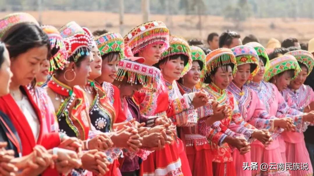 云南少数民族村寨,云南少数民族布依族