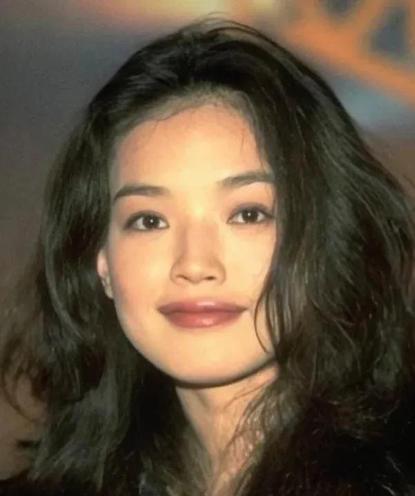 终于知道为啥中女越来越火,纯妃身上的松弛感太需要女演员学习了