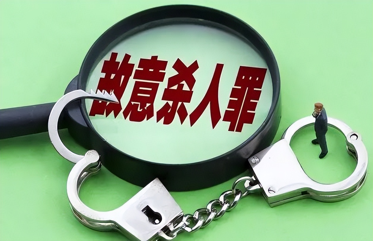 男子强奸他人获刑8年,因强奸罪获刑3年男子出狱