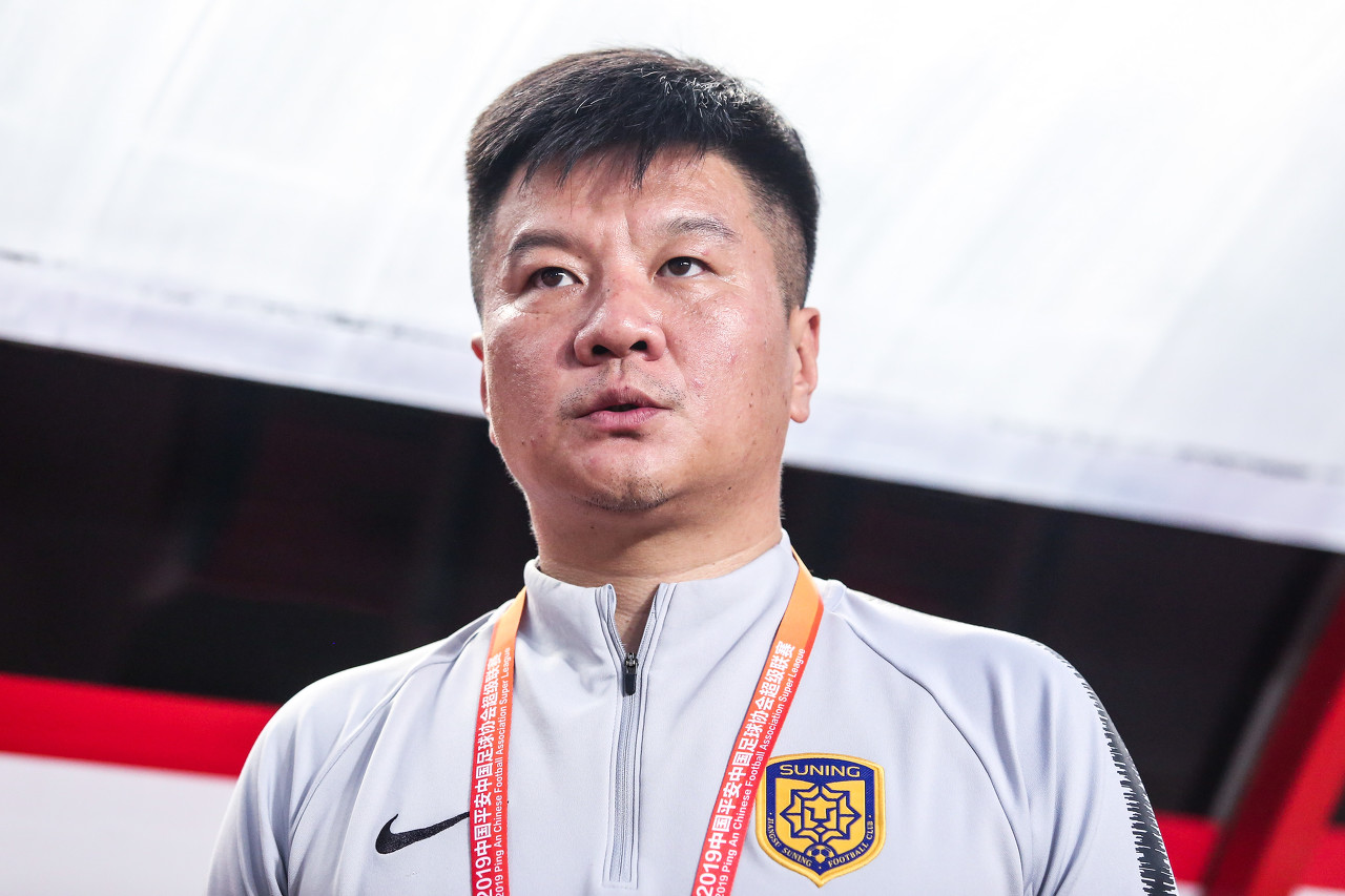 国足vs日本赛前李霄鹏发布会,国足0-2日本李霄鹏道歉