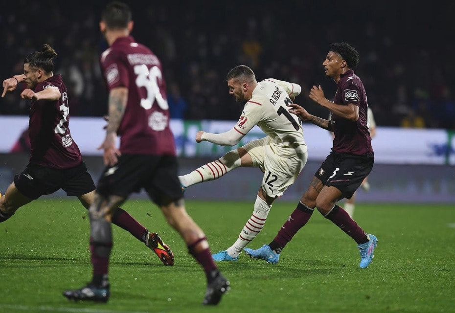 萨勒尼塔打ac米兰,国际米兰vs萨勒尼塔比分预测