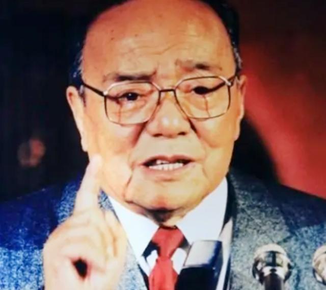 1934年长征前，陈毅找到*德朱**：我还要指挥作战，请不要把我留下