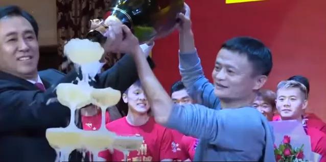 从落后到第一名的逆袭,日本足球的进步中国足球何去何从