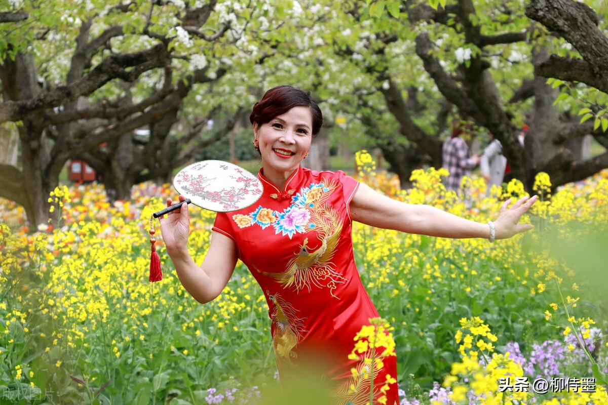 女生拍照脸大怎么解决,摄影拍照大小脸明显怎么办