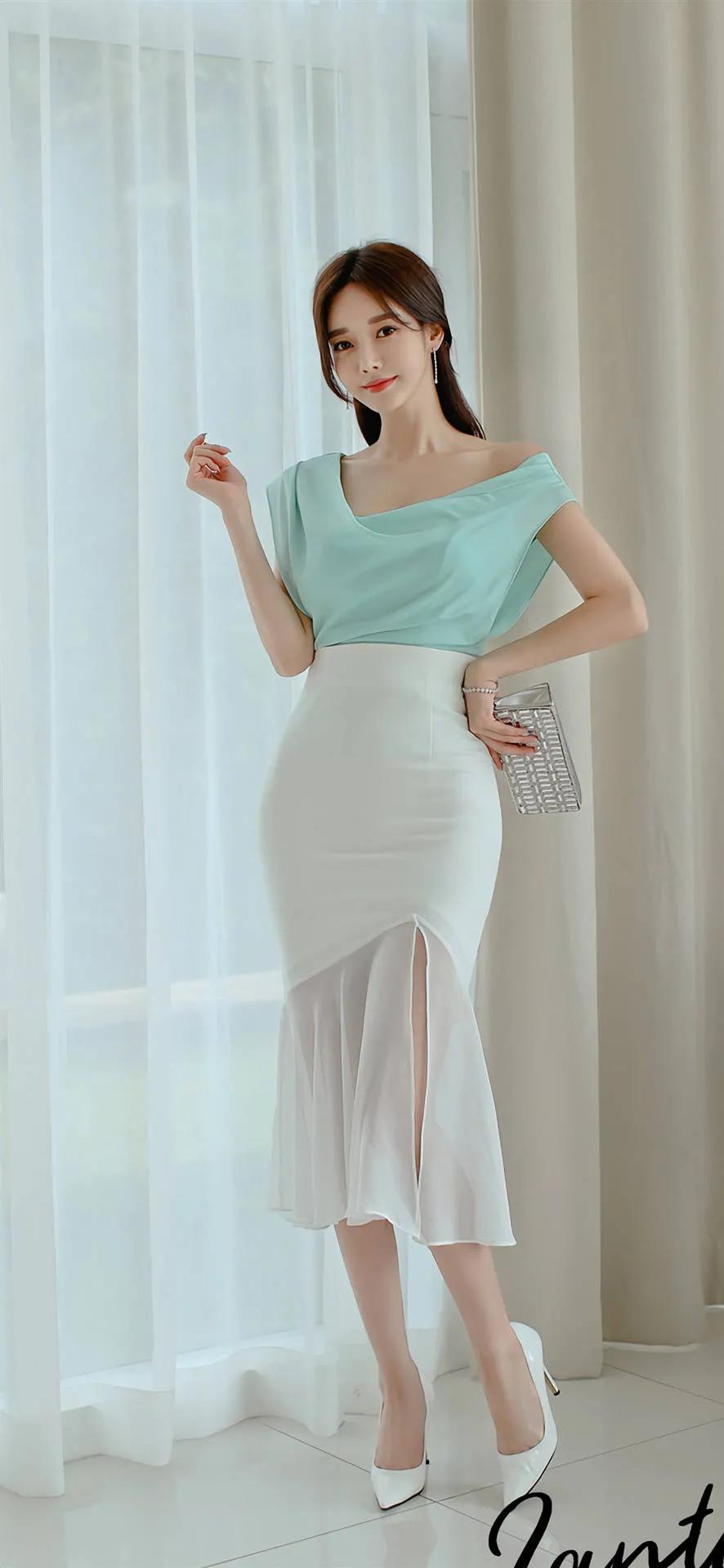 孙允珠夏日连衣裙图片,气质美女孙允珠露肩连衣裙装扮