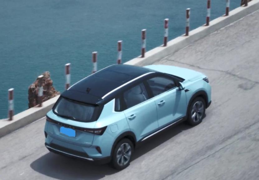 五菱星辰混动值得买吗?10万上混动SUV,市区油耗很放心