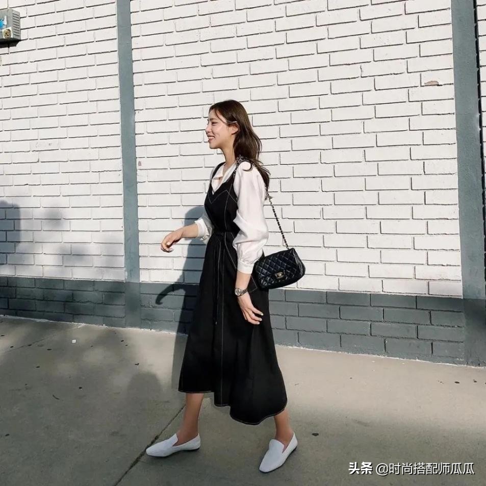 奔四奔五穿什么裙子好看,奔四奔五女人穿西服好看吗