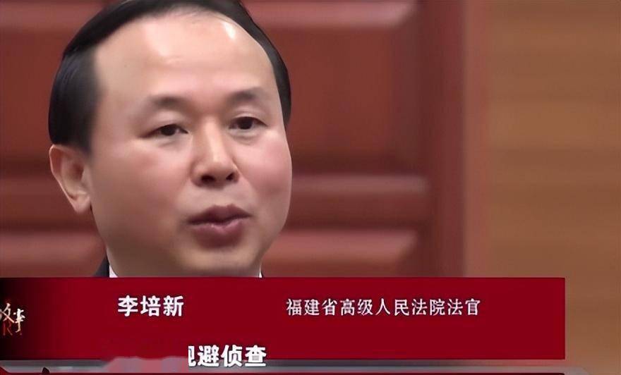 18岁小伙网购24把仿真枪被判无期！哭诉：局长藏20把真枪才判3年