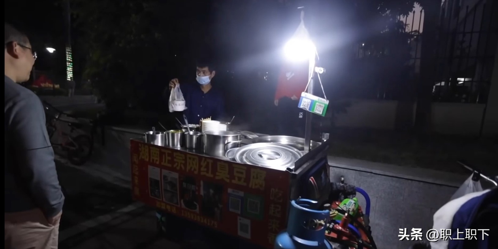 农村小伙做这个副业赚了3万块钱,农村小伙日赚千元的生意经历