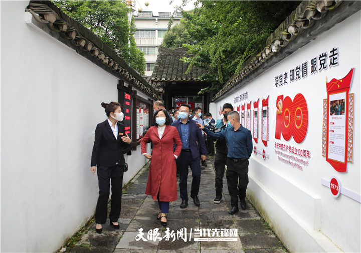 广东省贵州考察团,百万老广游湖北