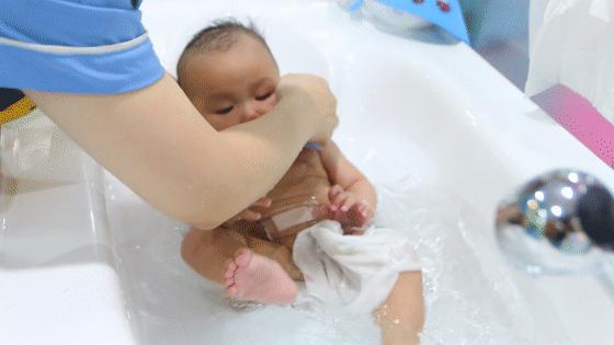 宝宝晚上睡觉倒睡怎么调整,8种错误睡姿宝宝越睡越迟钝