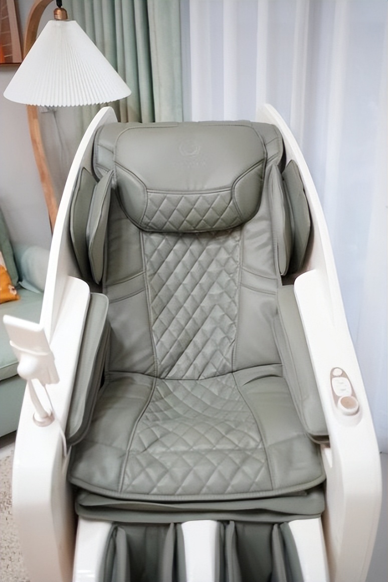 奥佳华7688pro和奥佳华x9哪个好,奥佳华按摩椅最有性价比的一款