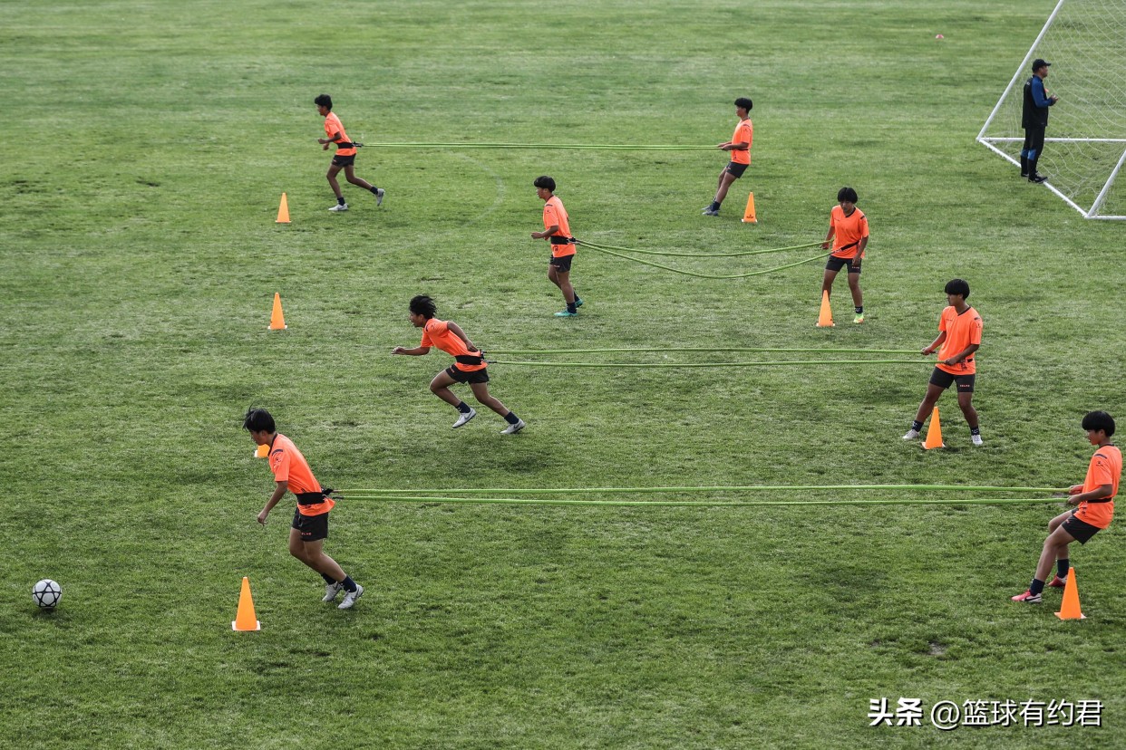 u15决赛发生冲突球员追打裁判,u15比赛裁判