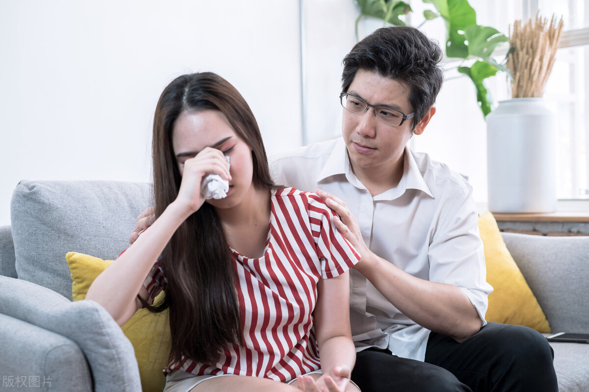 当女人一直说你不够成熟稳重时，其实她只是单纯的嫌弃你穷