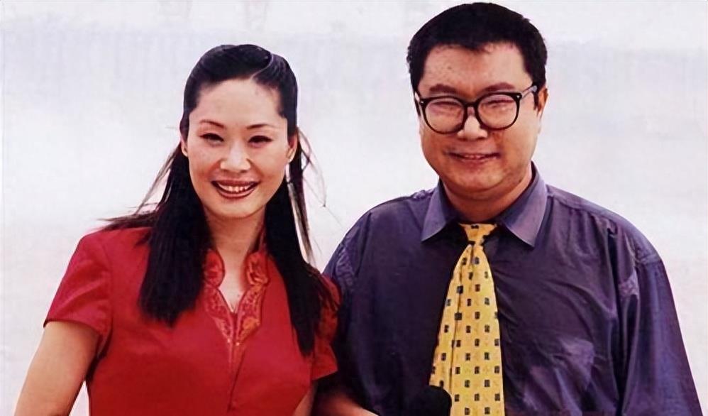 “纤夫哥”的跌宕人生：从春晚到牢狱，再到娶小娇妻