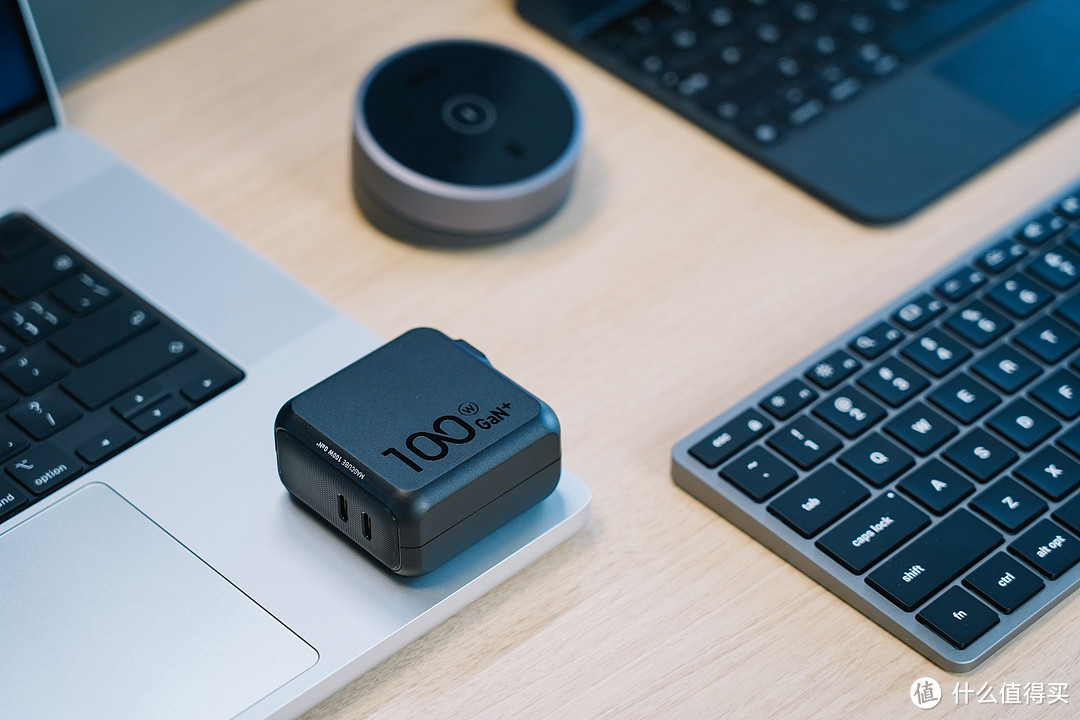 aohi100w双口氮化镓充电器测评,aohi充电器测评140w