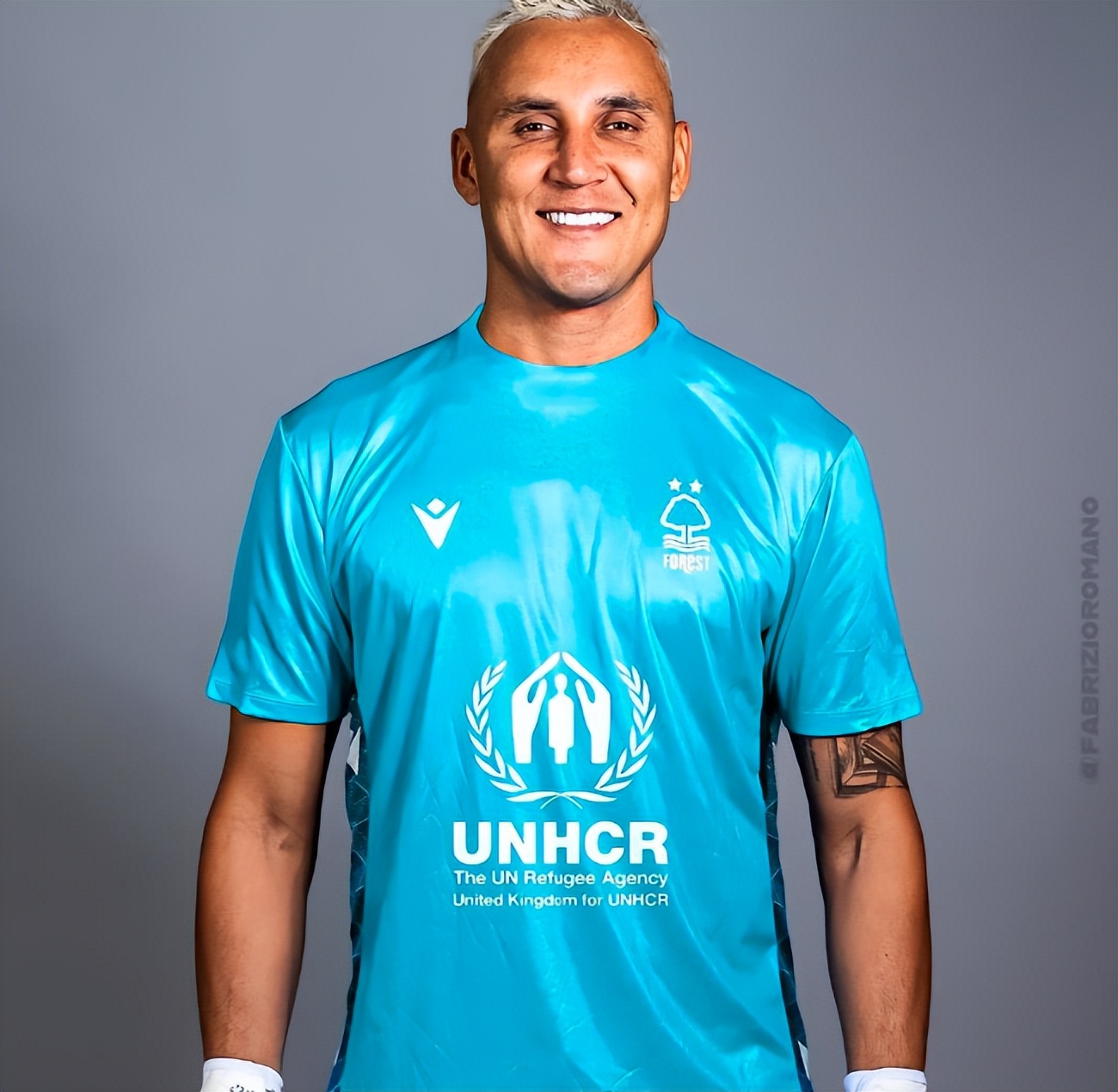 纳瓦斯面对曼城失球,纳瓦斯被嫌弃