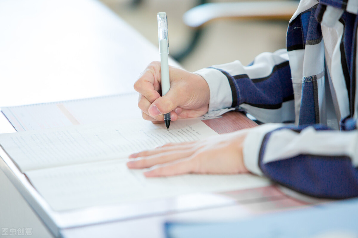 新生开学必备指南图片高清,新生开学必备清单短视频