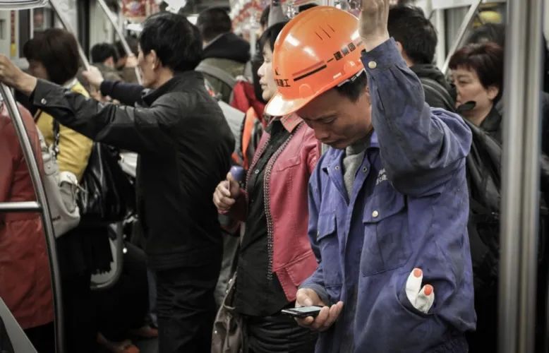 收入低的人能做什么副业,月入4千适合做什么生意