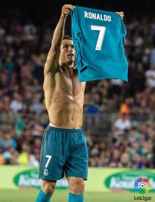 皇马c罗进球庆祝动作素材,c罗葡萄牙进球拉莫斯一起庆祝