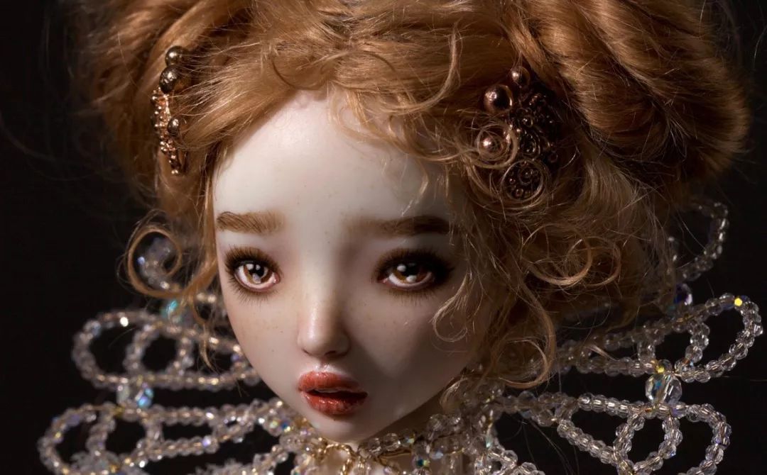 惊呆!李晨花200万为范冰冰定制的新娘娃娃,原来长这样!