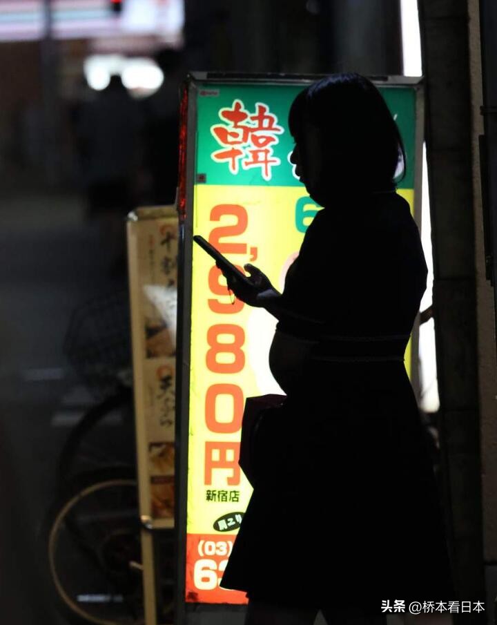 日本女孩抗击疫情,疫情让职业女性成功转型