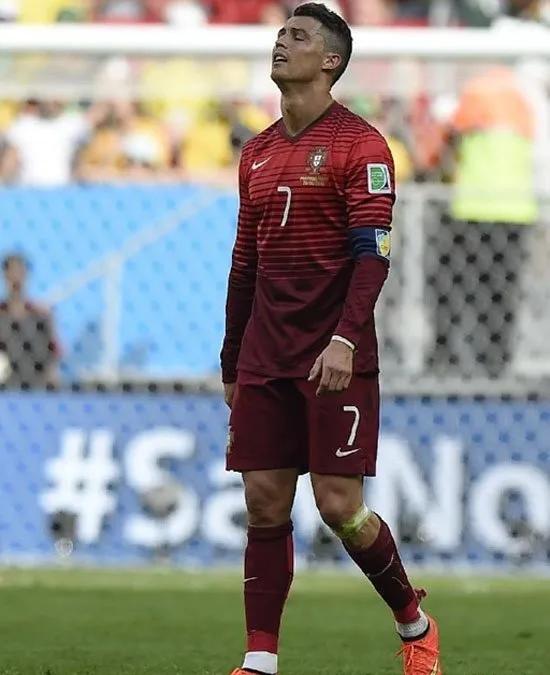 致敬c罗运动员,致敬c罗的足球比赛