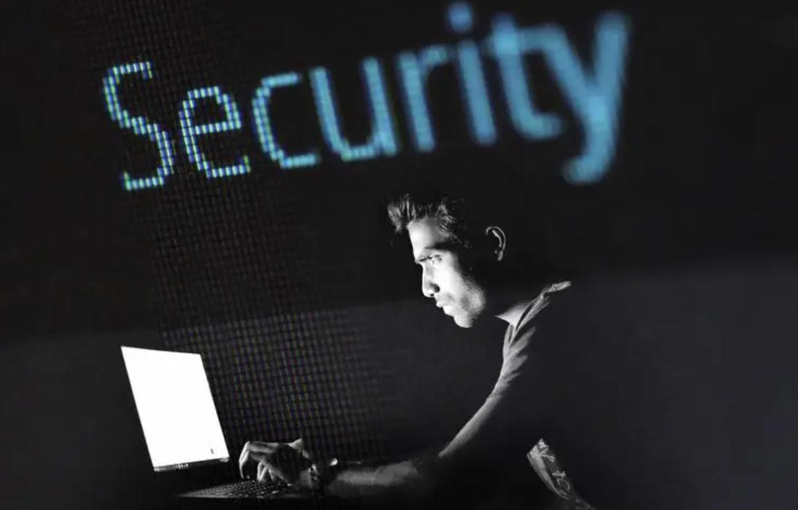 卖非法软件获利金额量刑标准,外挂非法经营罪量刑标准