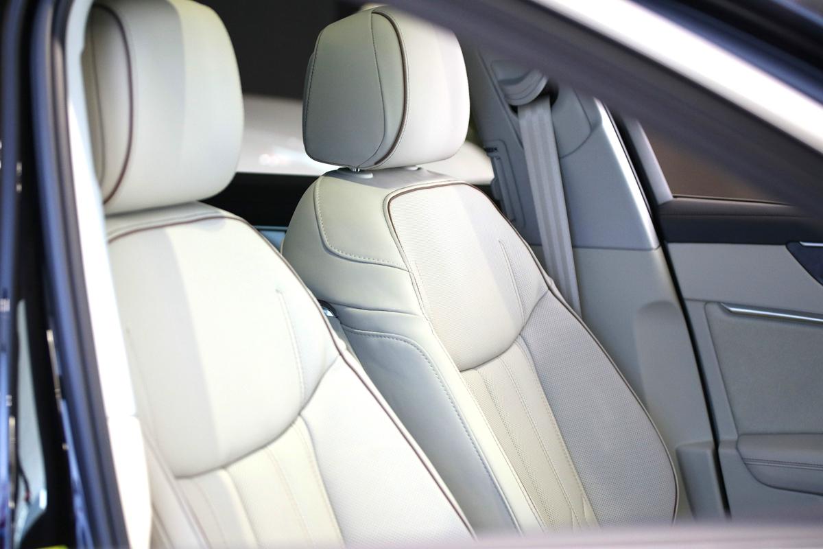 你愿意花45万买台红旗车吗,多少钱可以买一辆奥迪a6l