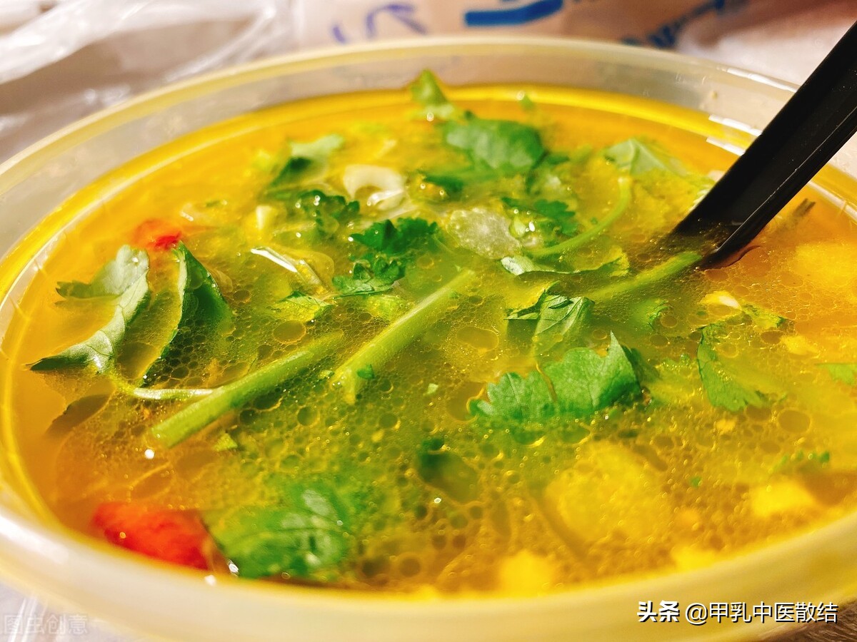 经常上火，又困又乏？一个方子，舒肝清热，补气养血，男人也能吃