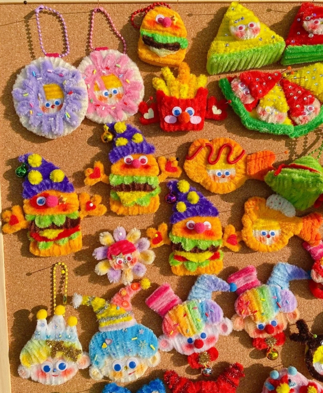 扭扭棒做什么适合摆摊,扭扭棒手工制作容易赚钱吗